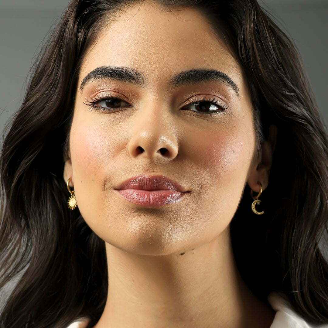 Arete de Aro Sol y Luna (Chapado en Oro 18K)