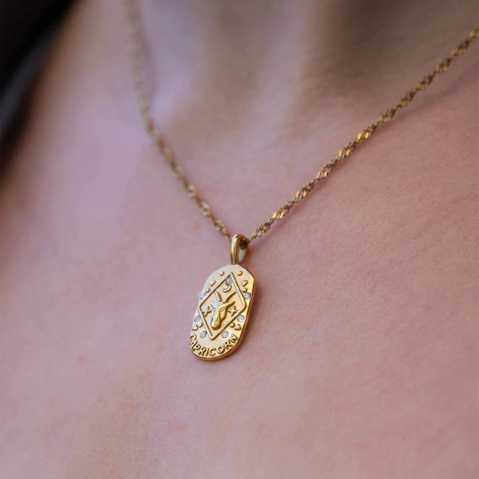 Collar Zodíaco Cadena Trenzada (Chapado en Oro 18K)