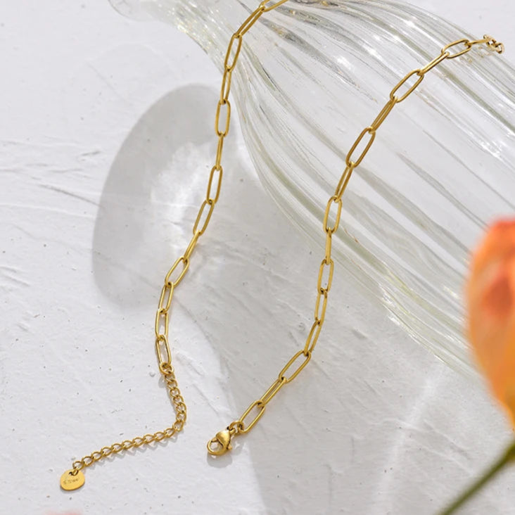 Collar de Perla Rústica con Eslabones (Chapado en Oro 18K)