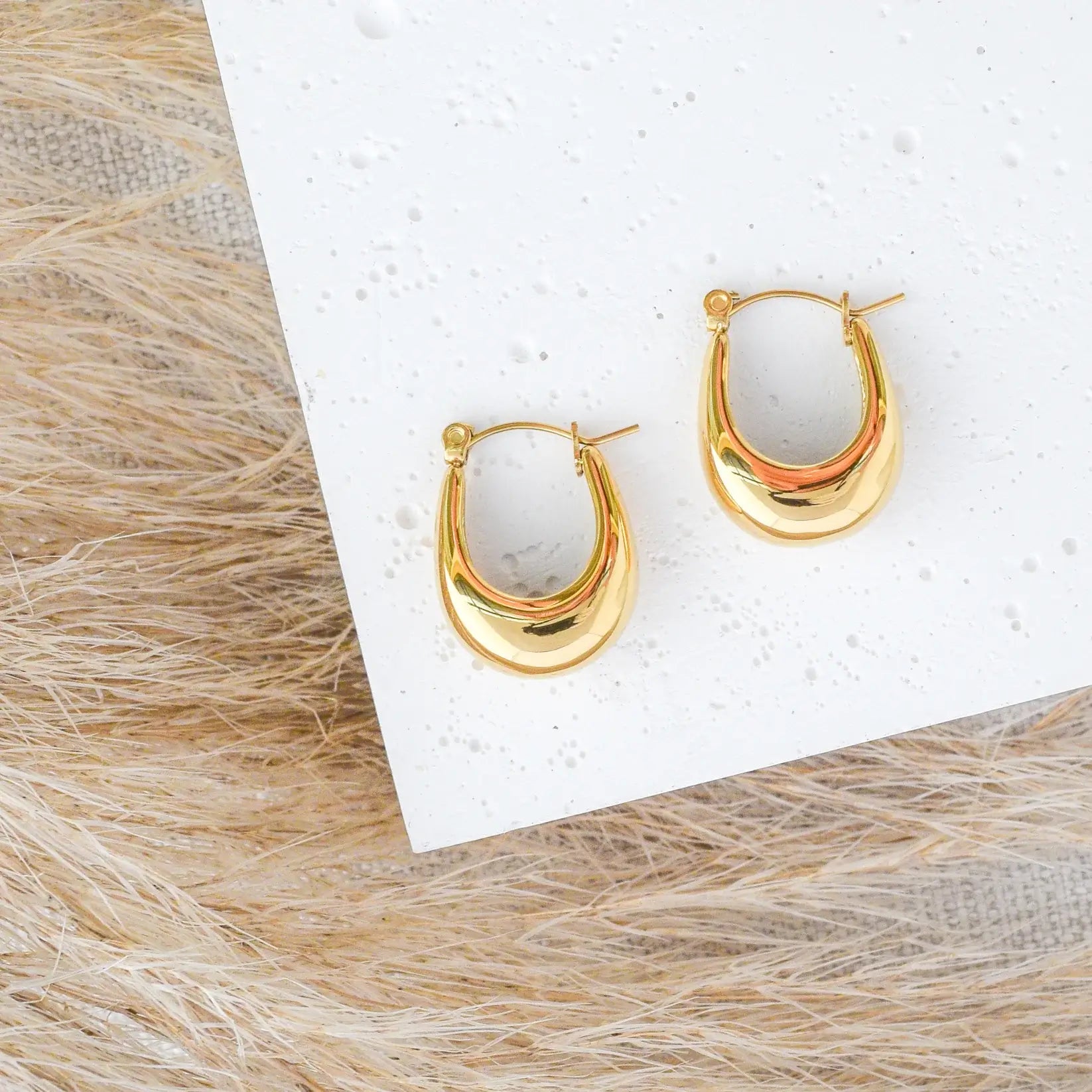 Aretes Argolla Canoa (Chapado en Oro)