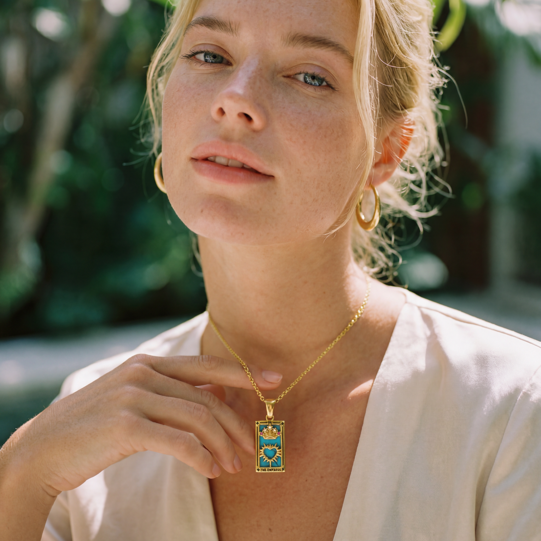 Colección Tarot - Collares con Colgantes de las Cartas (Chapado en Oro 18K)