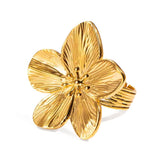Anillo Flor de Cerezo Ajustable (Chapado en Oro 18K)