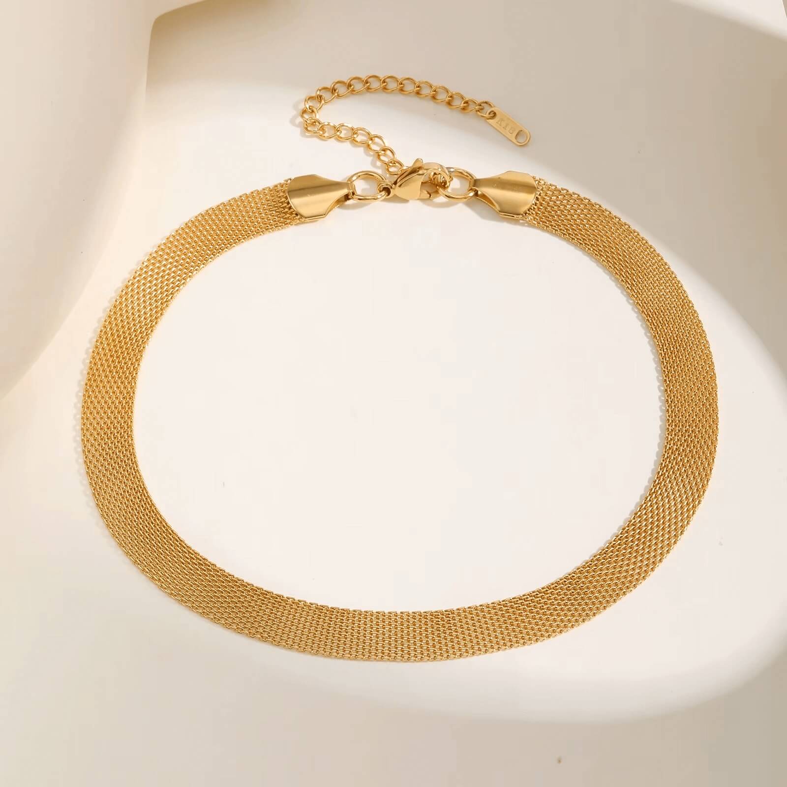 Collar Choker de Malla Elegante (Chapado en Oro)