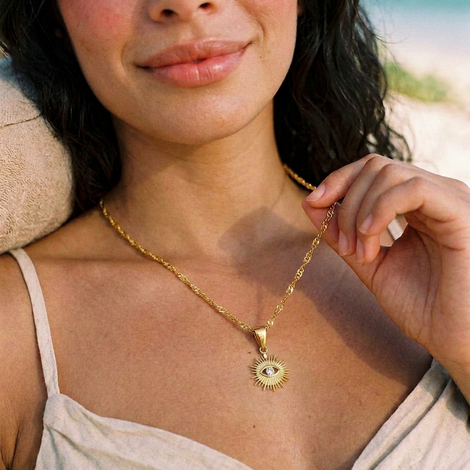 Collar Occhio Zirconia (Chapado en Oro 18K)