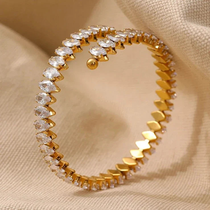 Brazalete Vicenza Coroa de Zircônia Marquise (Chapado en Oro 18K)