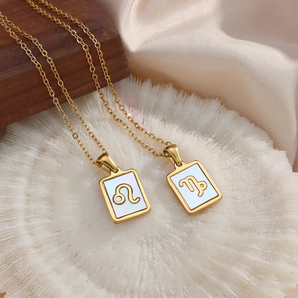 Colección de Collares Signos del Zodiaco Perlado (Chapado en Oro 18K)