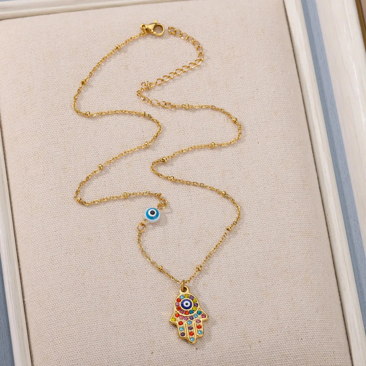 Collar Mano de Fátima Hamsá con Circonia