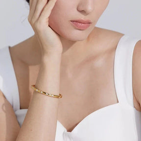 Brazalete Modena Minimalista (Chapado en Oro 18K)