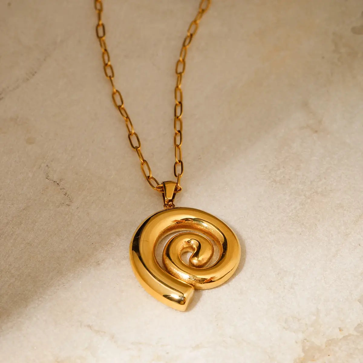 Conjunto Espiral Chunky: Collar + Arete (Chapado en Oro 18K)