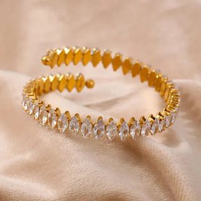 Brazalete Vicenza Coroa de Zircônia Marquise (Chapado en Oro 18K)