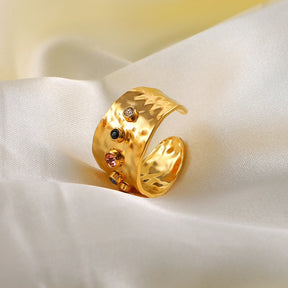 Anillo Queen Textura Martillada (Chapado en Oro 18K)