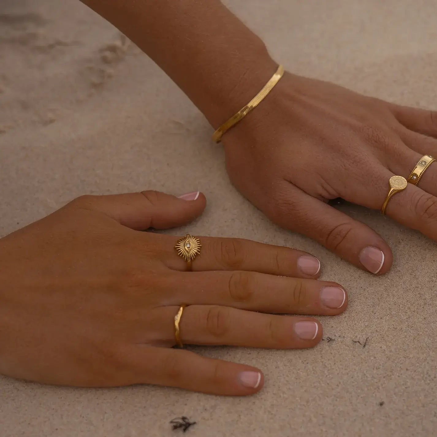 Anillo Occhio (Chapado en Oro 18K)