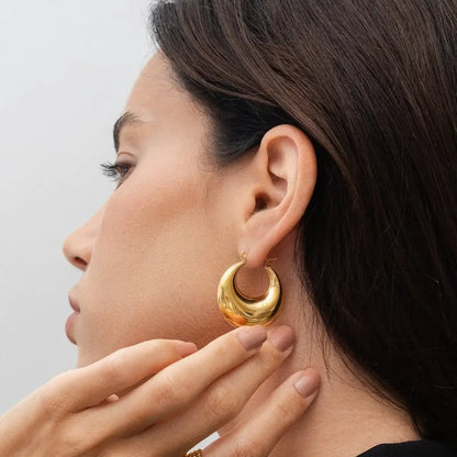 Arete en Aro Bold Nolita (Chapado en Oro 18K)