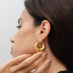 Arete en Aro Bold Nolita (Chapado en Oro 18K)