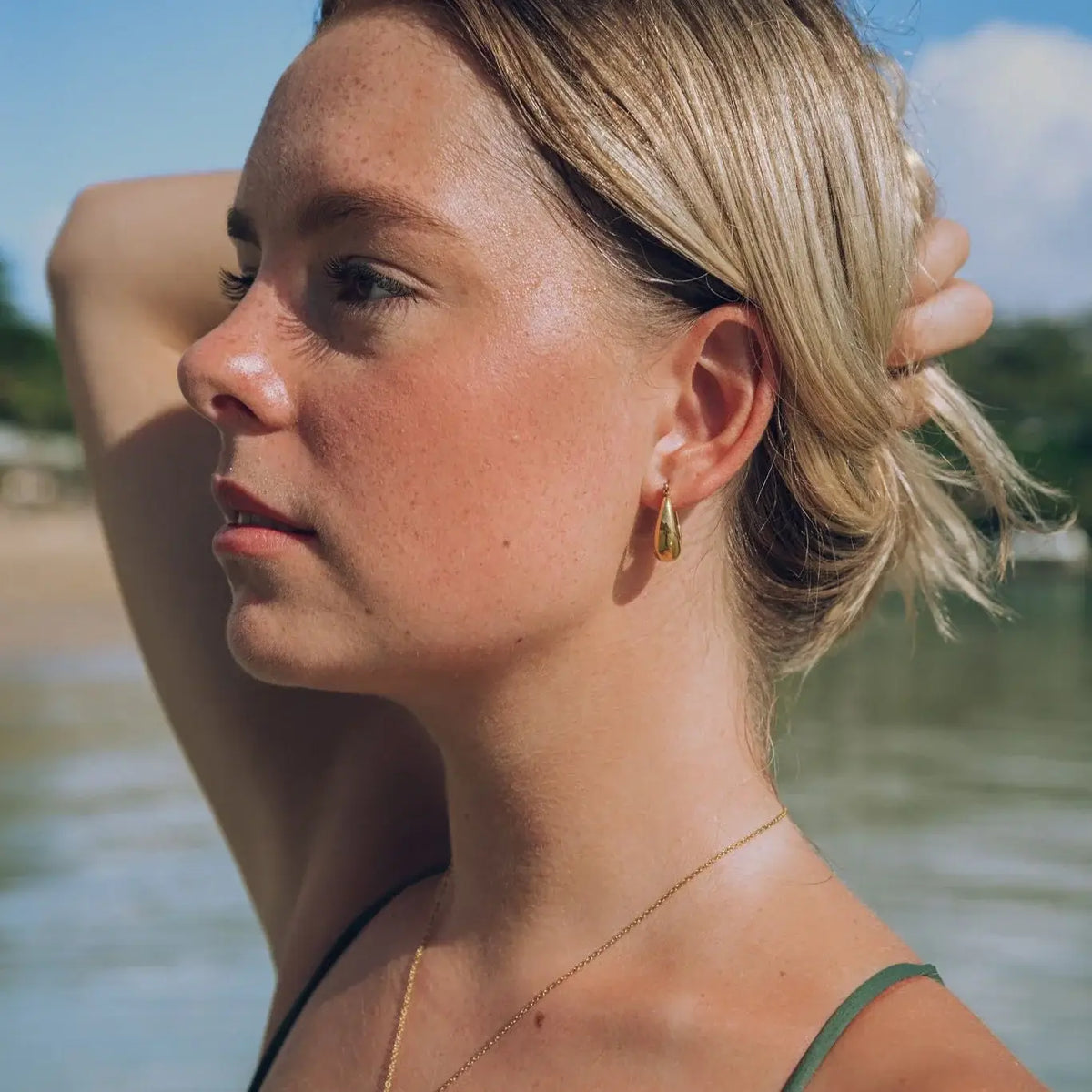 Aretes Argolla Canoa (Chapado en Oro)