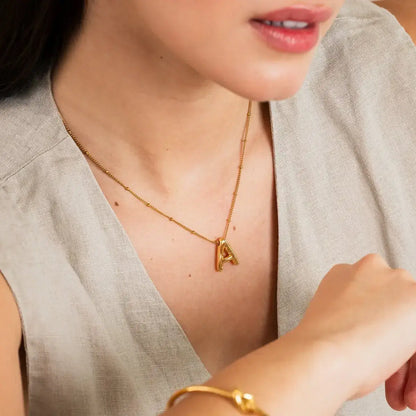 Collar Letra Inicial Bubble (Chapado en Oro)