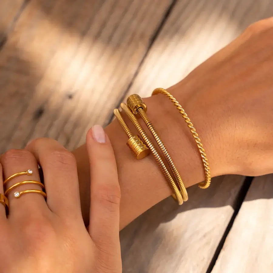 Pulsera Triple Espiral (Chapado en Oro)