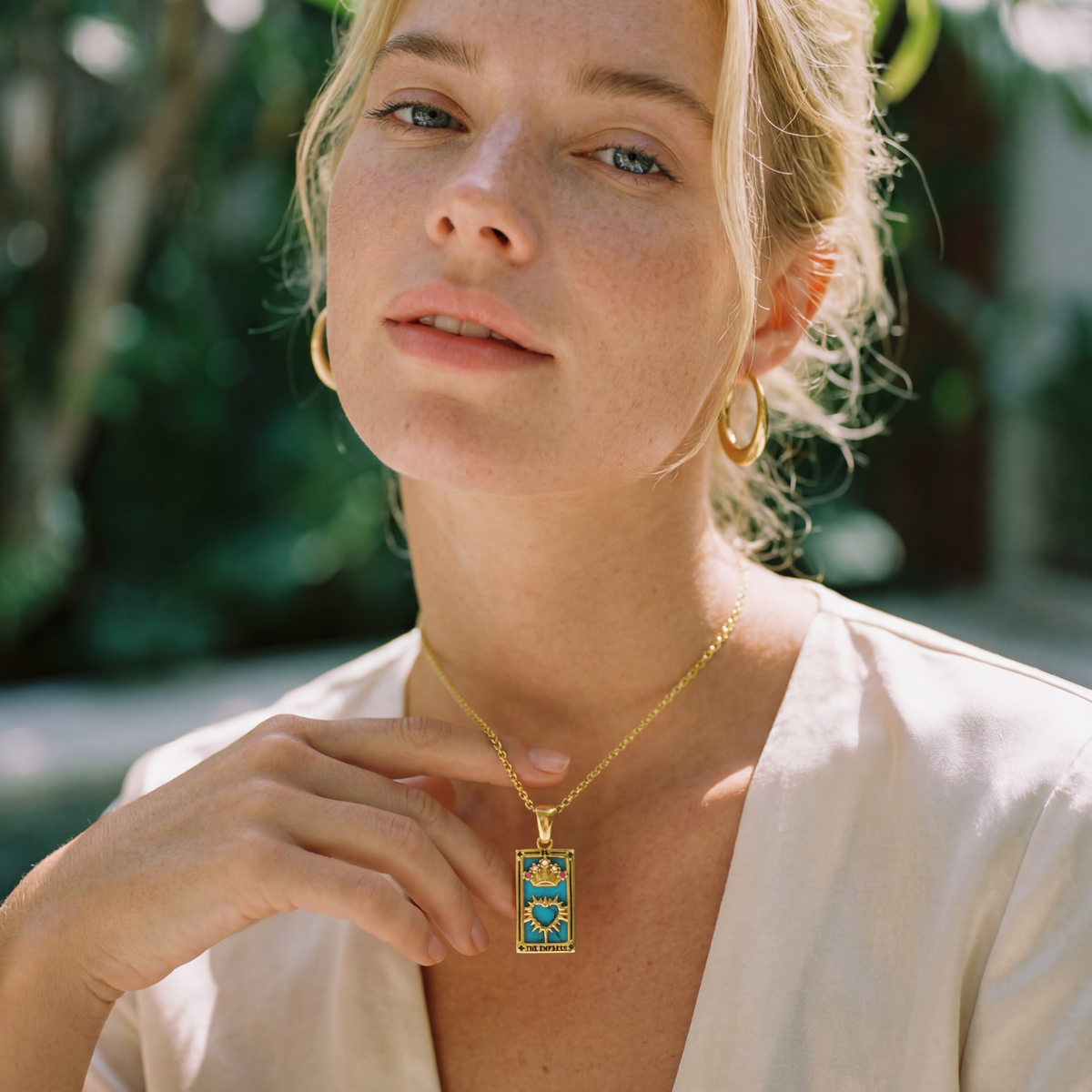 Colección Tarot - Collares con Colgantes de las Cartas (Chapado en Oro 18K)